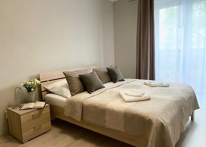 아파트 City Apartments *